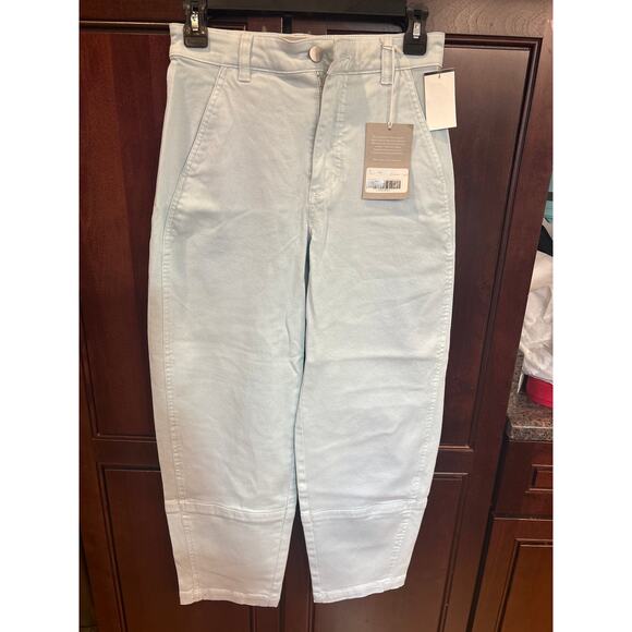Everlane Denim - Everlane Utility Barrel Jeans Light Wash Cropped Tapered Denim Size 0 NWT